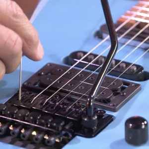 Double locking tremolo